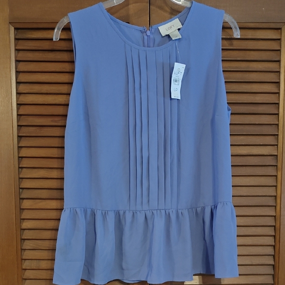 LOFT Tops - NWT LOFT Women's Pleated Blue Blouse